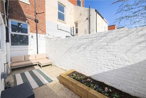 Photo 26- click for photo gallery